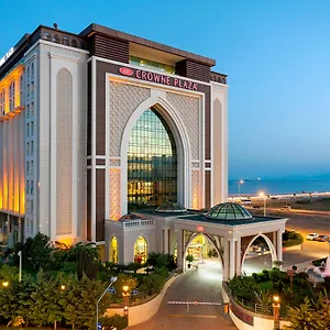 Crowne Plaza By Ihg Otel