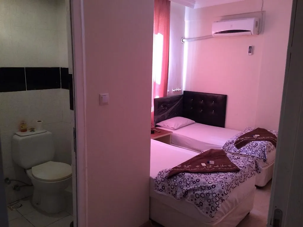 Ersoy Aga Otel Antalya 2*,